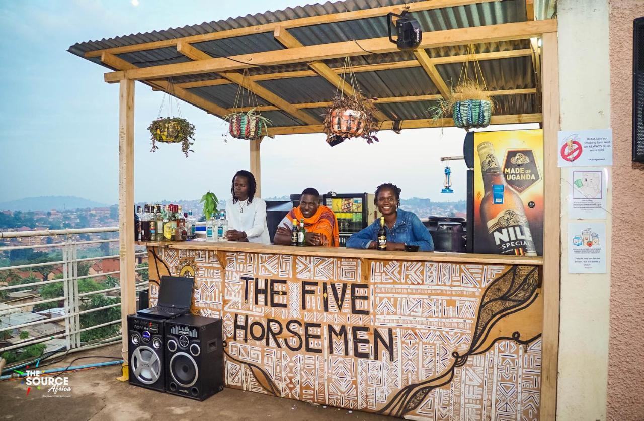 Ostello The Five Horsemen Kampala Esterno foto